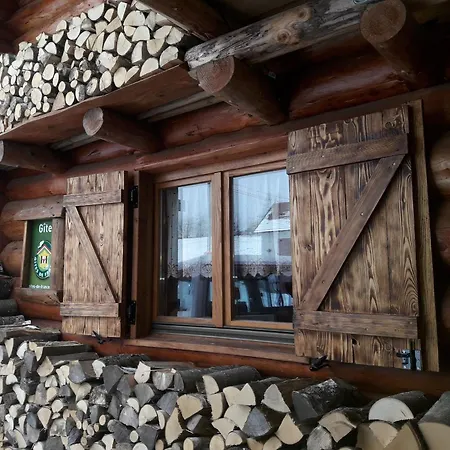 Fuste Insolite Avec Balcon Et Terrasse Dans Les Vosges - Fr-1-589-241 Lantställe