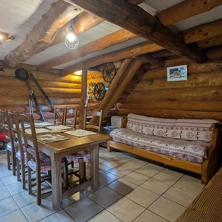 Fuste Insolite Avec Balcon Et Terrasse Dans Les Vosges - Fr-1-589-241 Le Tholy