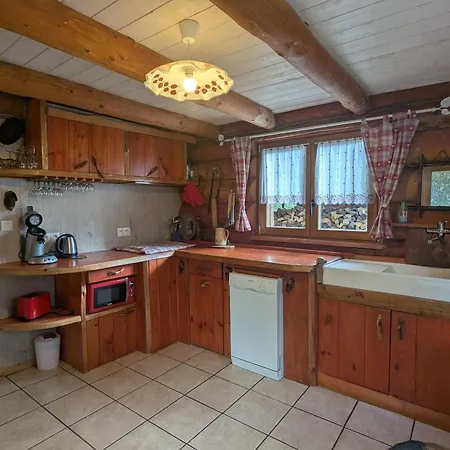Fuste Insolite Avec Balcon Et Terrasse Dans Les Vosges - Fr-1-589-241 Lantställe