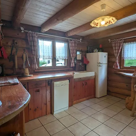 Lantställe Fuste Insolite Avec Balcon Et Terrasse Dans Les Vosges - Fr-1-589-241 *