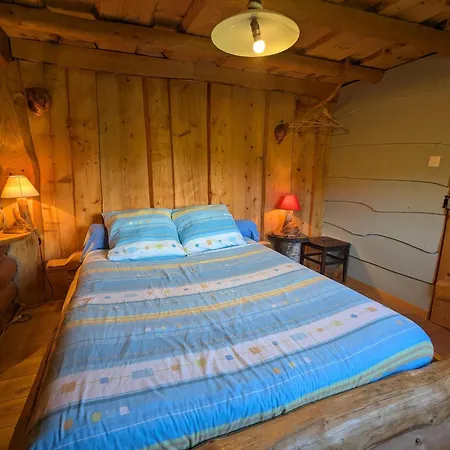 Fuste Insolite Avec Balcon Et Terrasse Dans Les Vosges - Fr-1-589-241 * Le Tholy