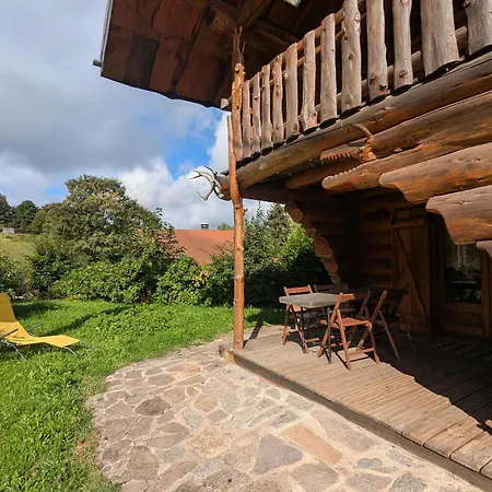 Fuste Insolite Avec Balcon Et Terrasse Dans Les Vosges - Fr-1-589-241 Lantställe
