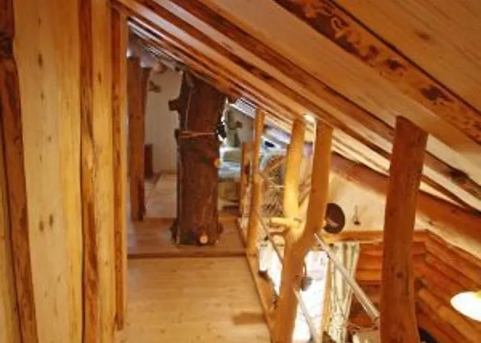 Fuste Insolite Avec Balcon Et Terrasse Dans Les Vosges - Fr-1-589-241 勒索里