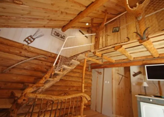 度假居 Fuste Insolite Avec Balcon Et Terrasse Dans Les Vosges - Fr-1-589-241 勒索里