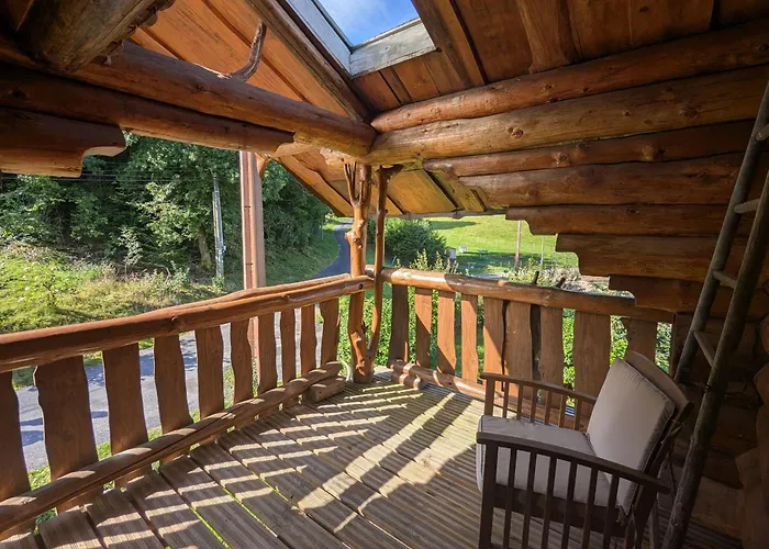 Fuste Insolite Avec Balcon Et Terrasse Dans Les Vosges - Fr-1-589-241 * 勒索里