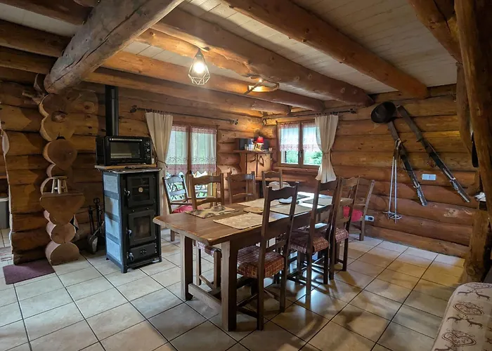 度假居 Fuste Insolite Avec Balcon Et Terrasse Dans Les Vosges - Fr-1-589-241 勒索里